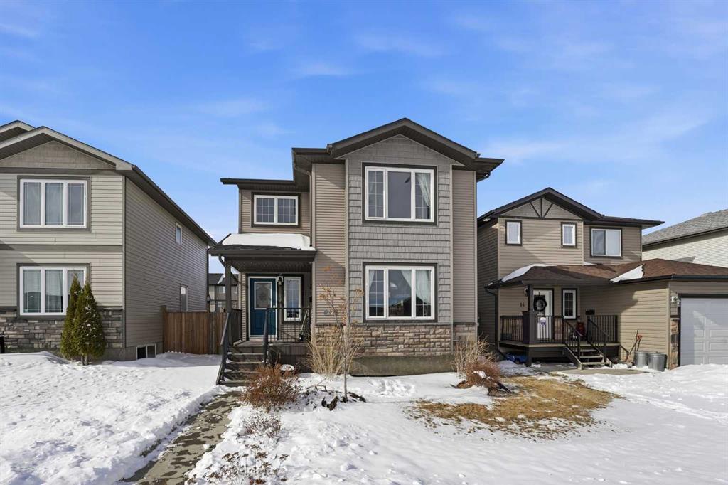 Picture of 20 Almond Crescent , Blackfalds Real Estate Listing