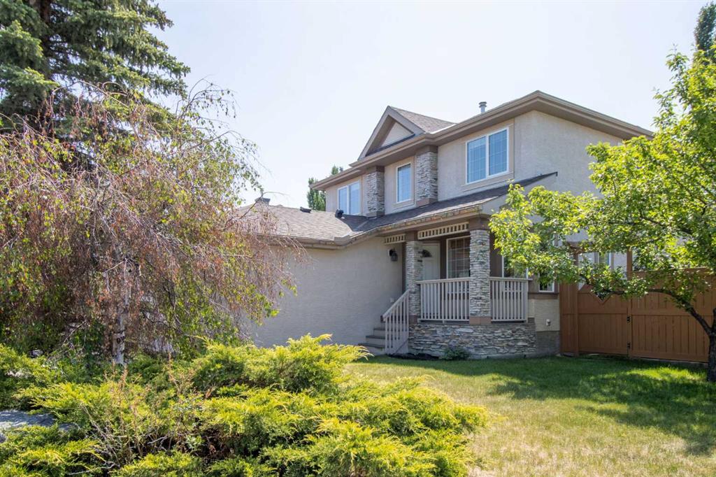 Picture of 235 Everwillow Close SW, Calgary Real Estate Listing