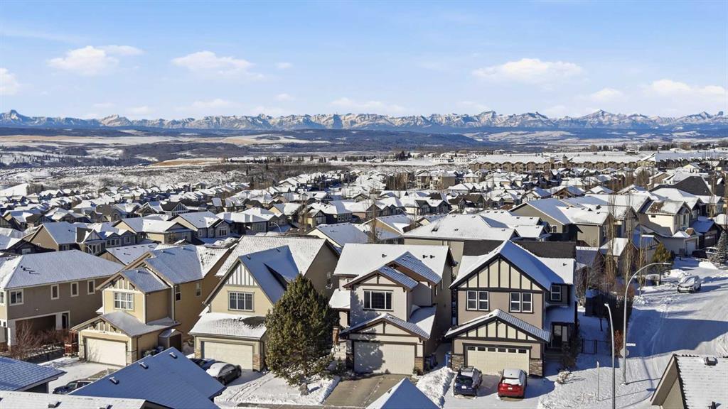 Picture of 238 Sunset View , Cochrane Real Estate Listing