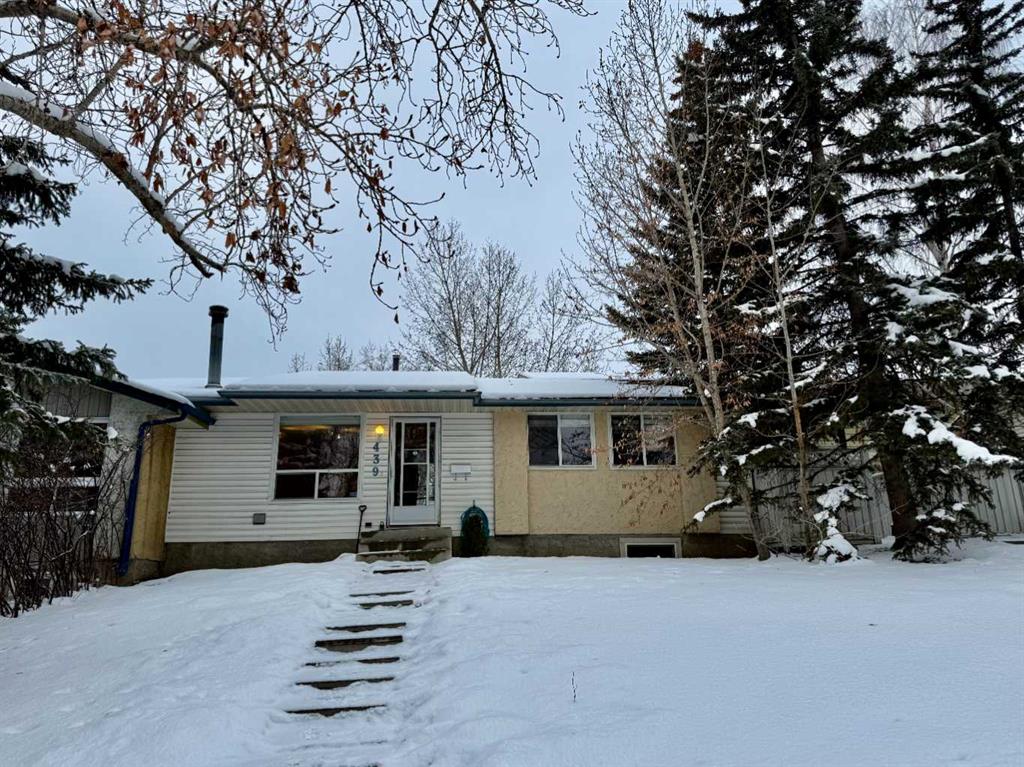 Picture of 439 Ranchview Court NW, Calgary Real Estate Listing