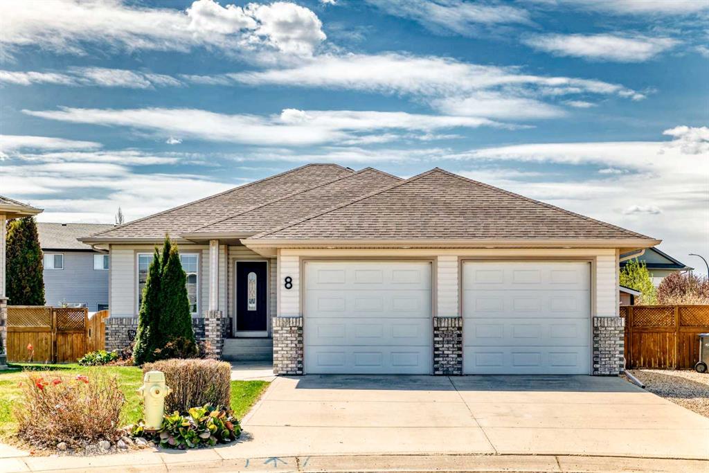 Picture of 8 Filbert Close , Sylvan Lake Real Estate Listing