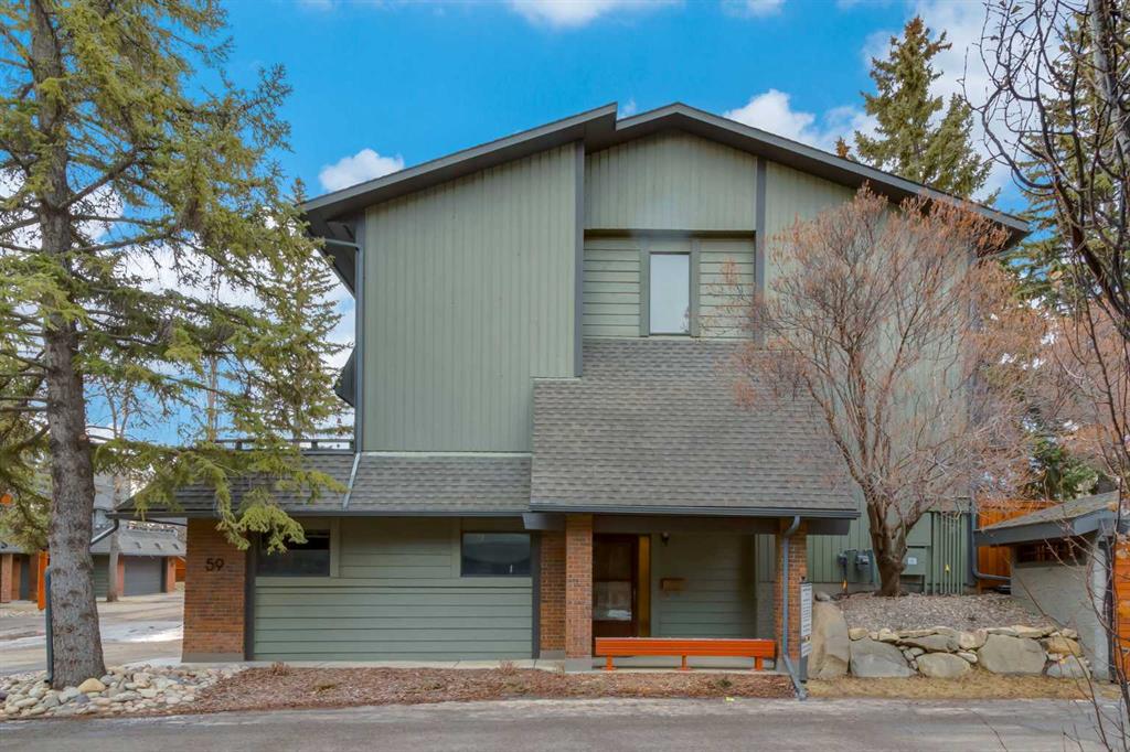 Picture of 59, 10030 Oakmoor Way SW, Calgary Real Estate Listing