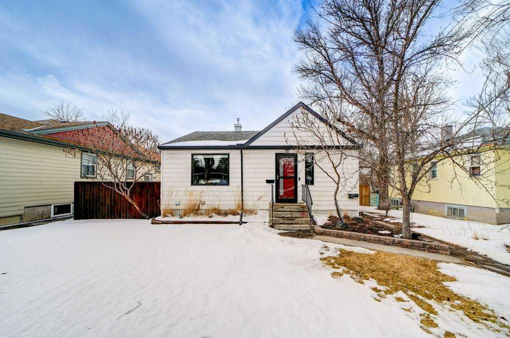 Picture of 1112 17 Street S, Lethbridge Real Estate Listing