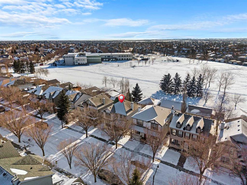 Picture of 76 Inverness Drive SE, Calgary Real Estate Listing