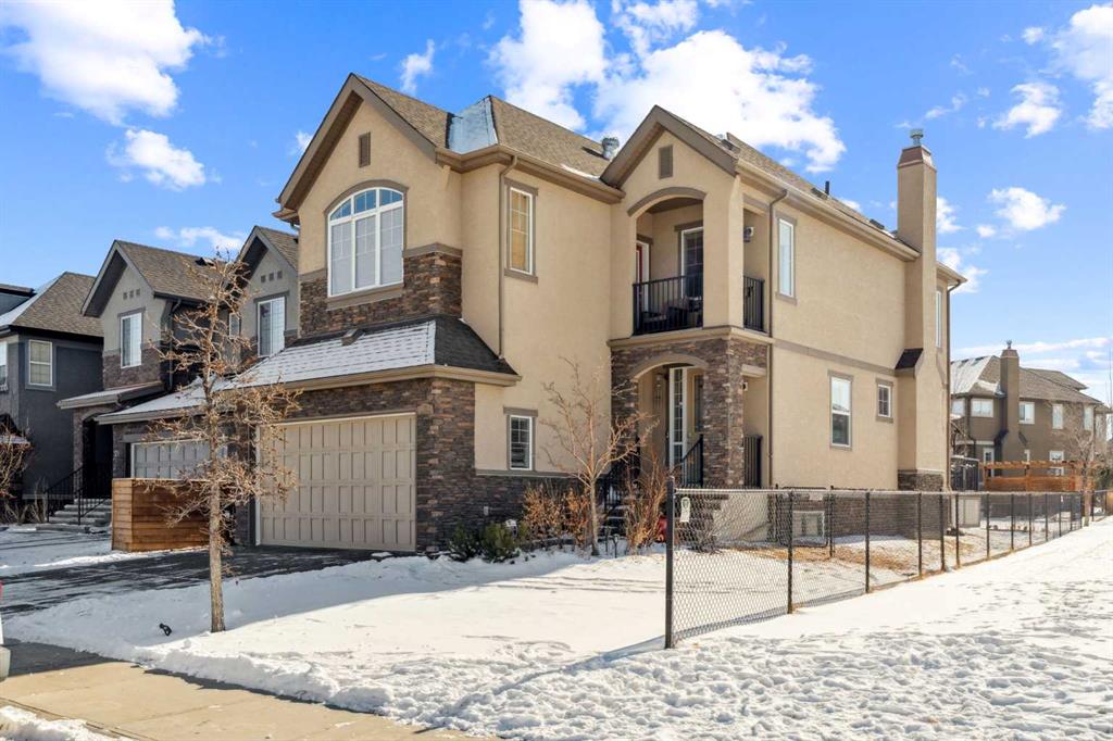 Picture of 33 Quarry Heights SE, Calgary Real Estate Listing