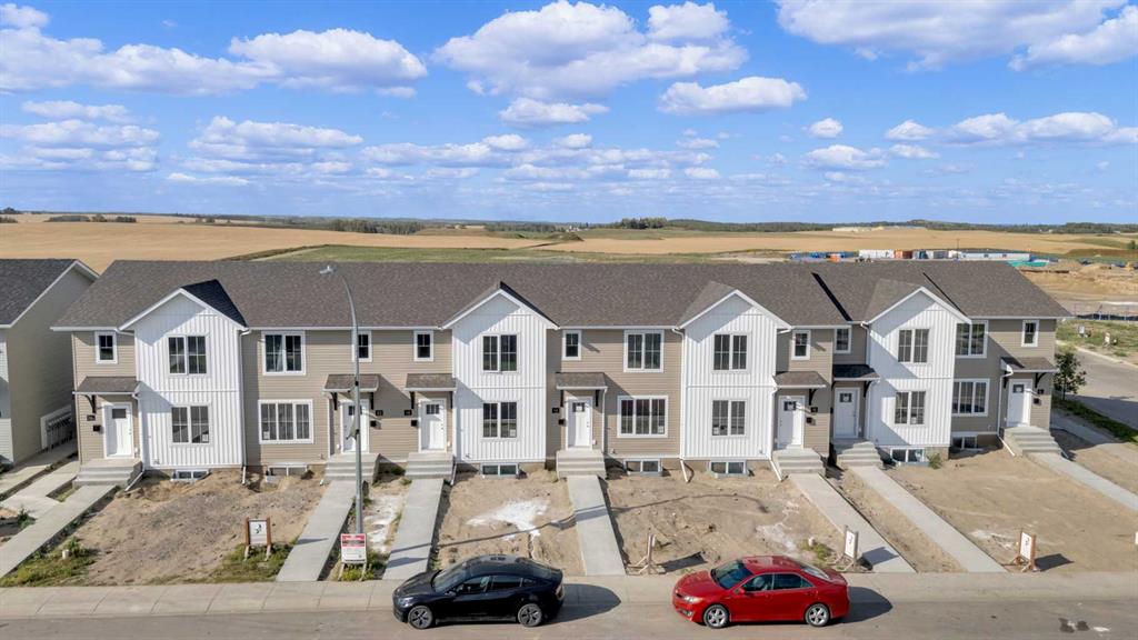 Picture of 42 Anna Close , Blackfalds Real Estate Listing