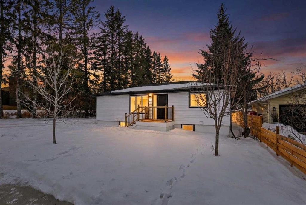 Picture of 5026 53 Street , Sylvan Lake Real Estate Listing