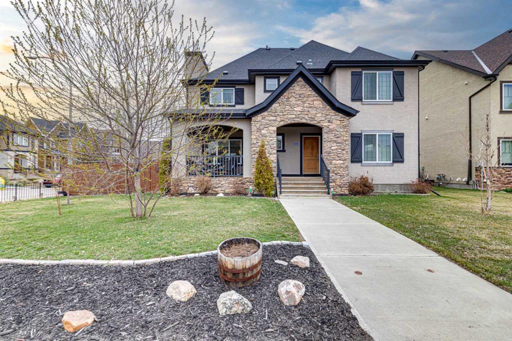 Picture of 305 Mahogany Boulevard SE, Calgary Real Estate Listing
