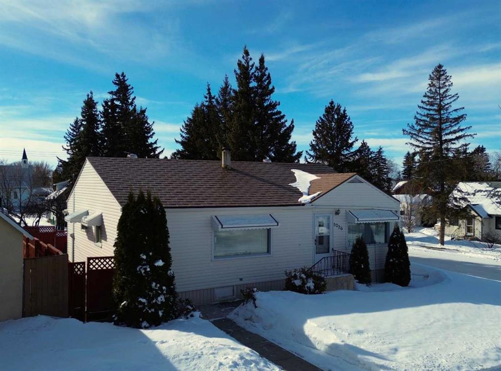 Picture of 5036 51 Ave  , Bashaw Real Estate Listing