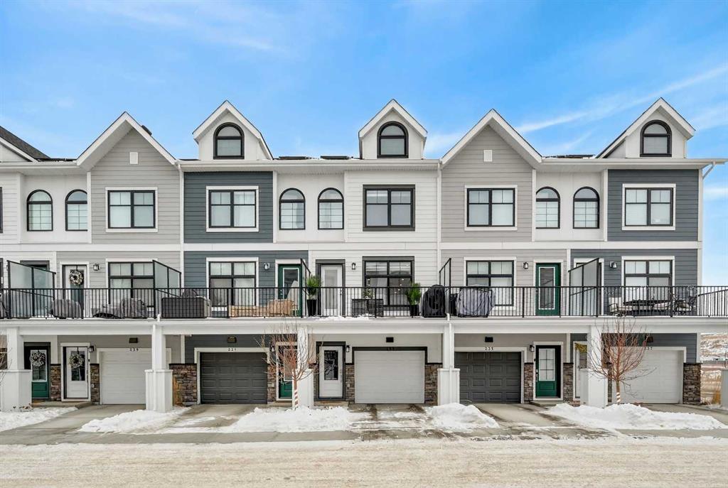 Picture of 233 Les Jardins Park SE, Calgary Real Estate Listing