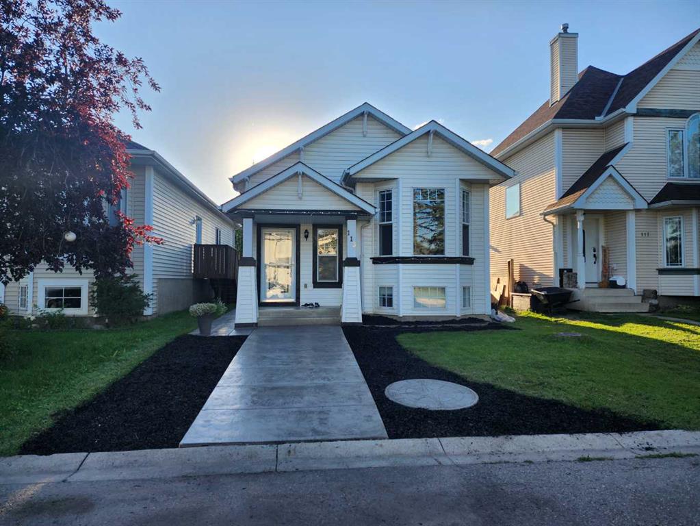 Picture of 113 Mt Lorette Place SE, Calgary Real Estate Listing