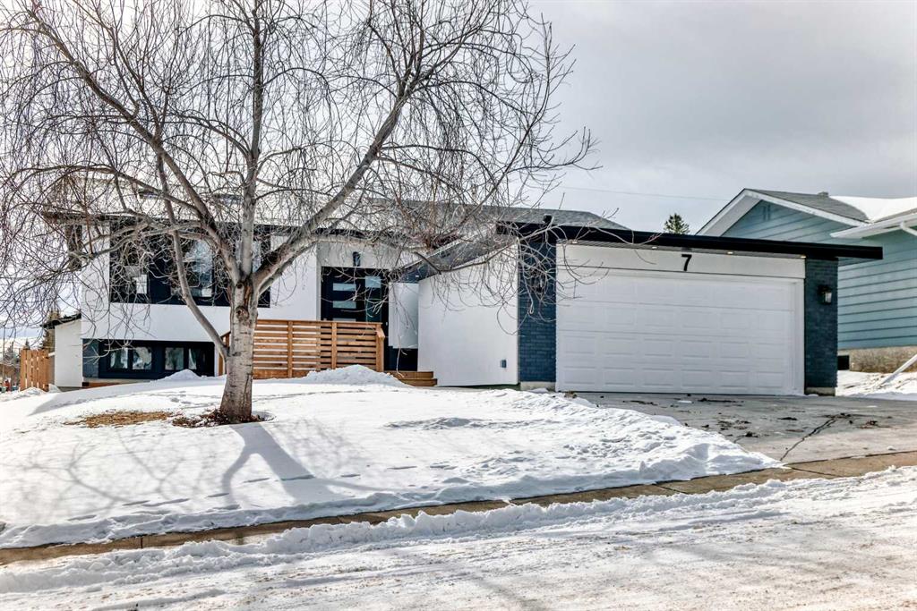 Picture of 7 Lake Sundance Place SE, Calgary Real Estate Listing