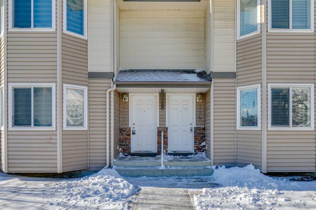 Picture of 114 Royal Birch Villas NW, Calgary Real Estate Listing