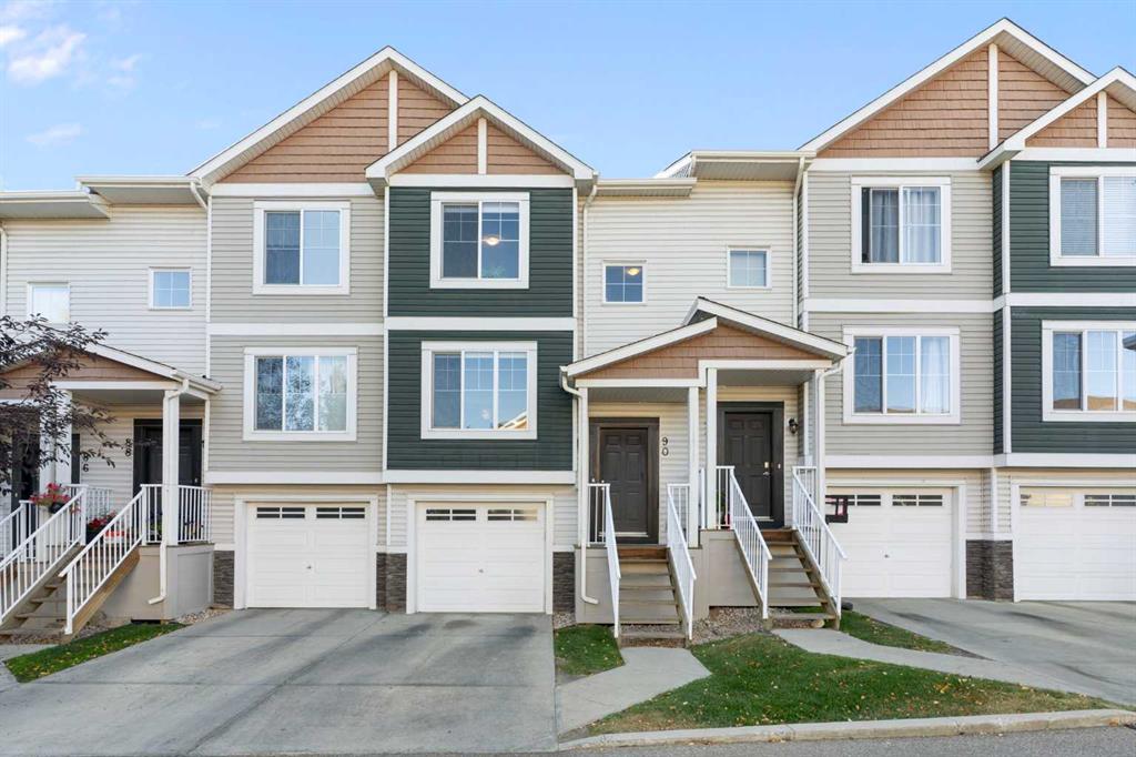 Picture of 90 Pantego Lane NW, Calgary Real Estate Listing