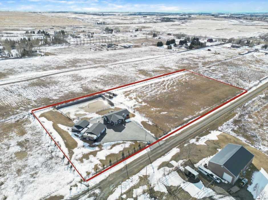 Picture of 80089 264 Avenue E, Rural Foothills County Real Estate Listing