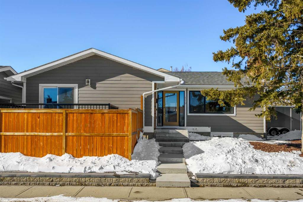 Picture of 119 Silvercreek Close NW, Calgary Real Estate Listing