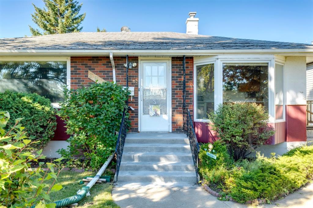 Picture of 3915 73 Street NW, Calgary Real Estate Listing