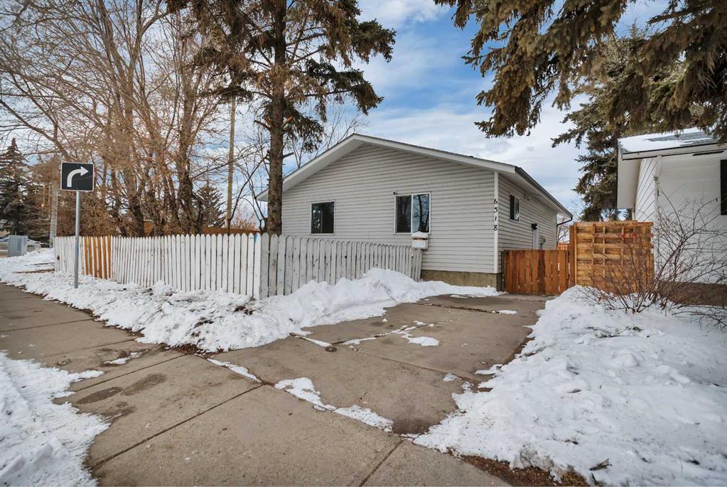Picture of 6318 Horn Street , Red Deer Real Estate Listing