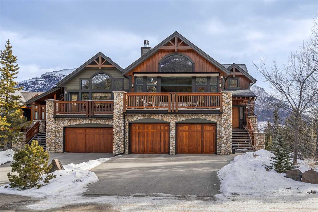 Picture of 116, 210 Hubman Landing , Canmore Real Estate Listing