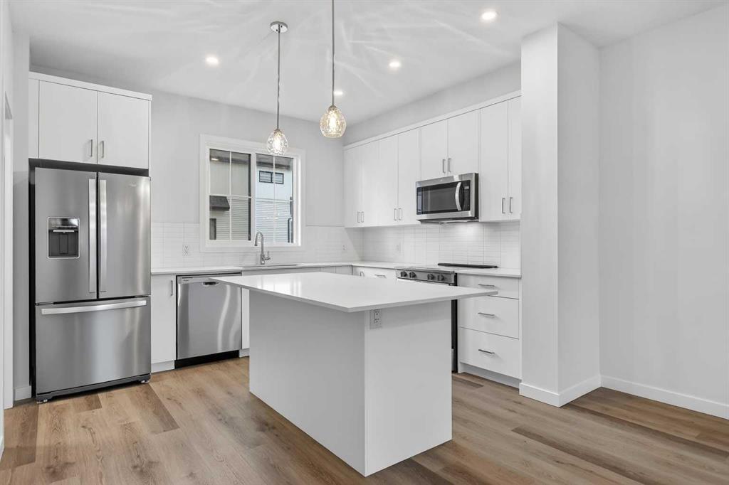 Picture of 127, 1750 Rangeview Drive SE, Calgary Real Estate Listing