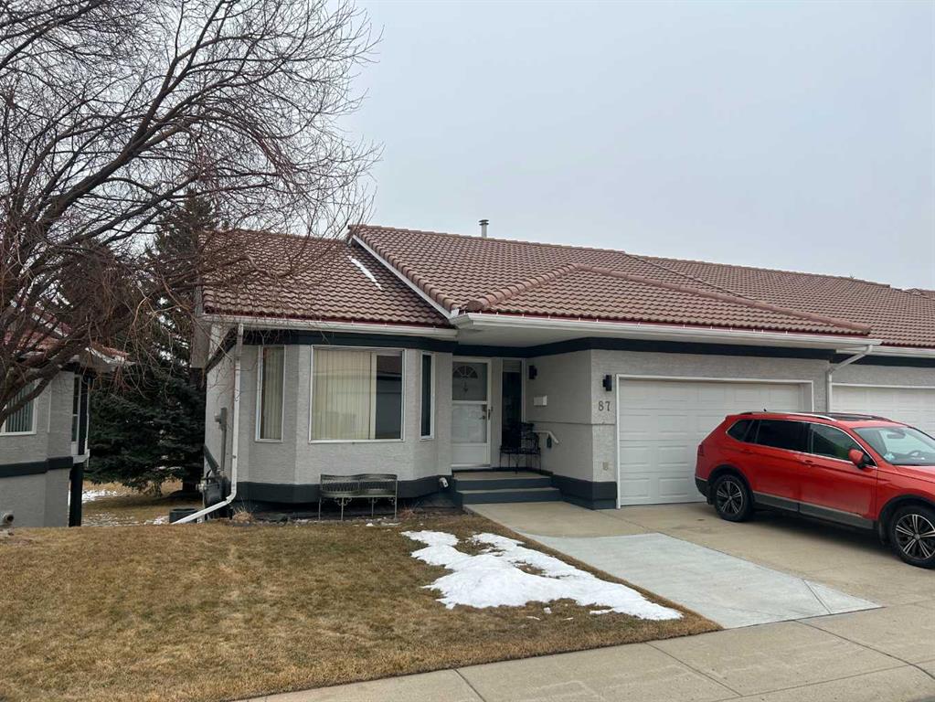 Picture of 87 Park Meadows Lane SE, Medicine Hat Real Estate Listing