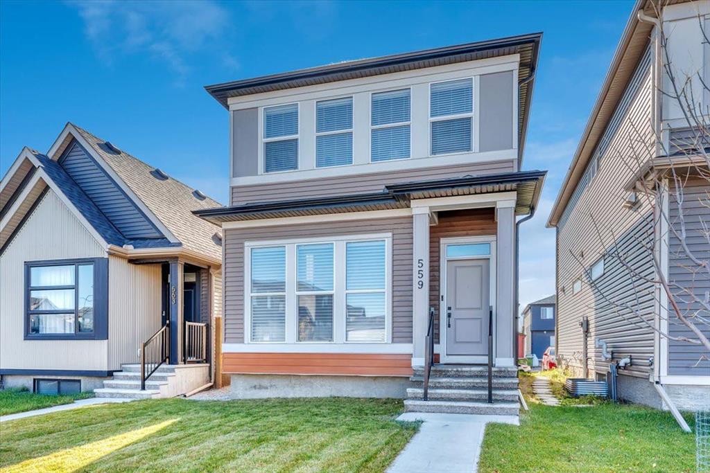 Picture of 559 Wolf Creek Way SE, Calgary Real Estate Listing