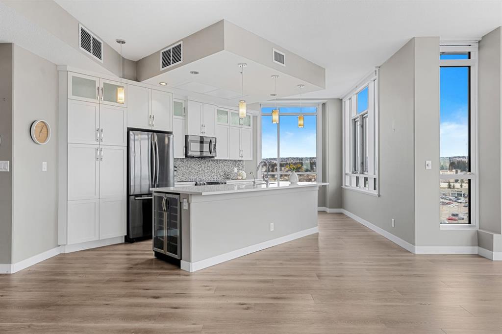 Picture of 1205, 32 Varsity Estates Circle NW, Calgary Real Estate Listing