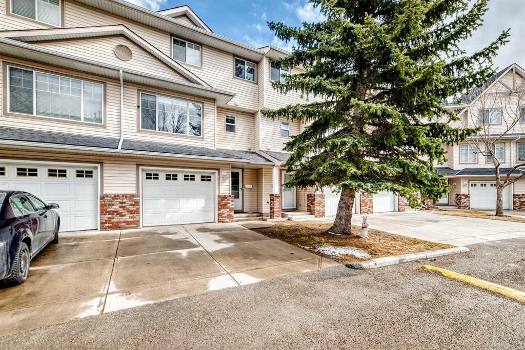Picture of 110 Country Hills Cove NW, Calgary Real Estate Listing