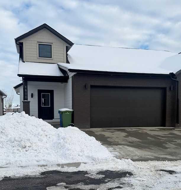 Picture of 601, 15 Coopersfield Link SW, Airdrie Real Estate Listing