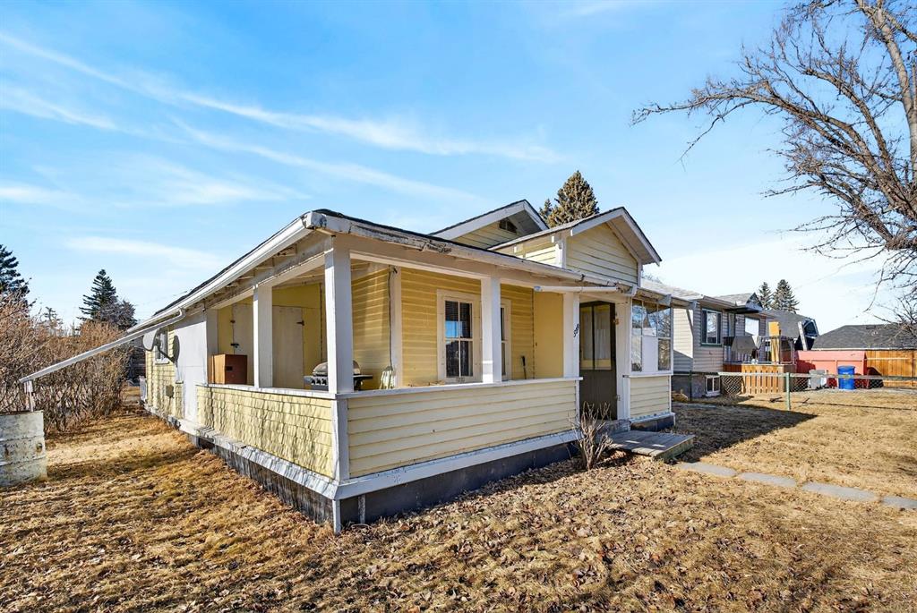 Picture of 509 1 Street SE, Diamond Valley Real Estate Listing