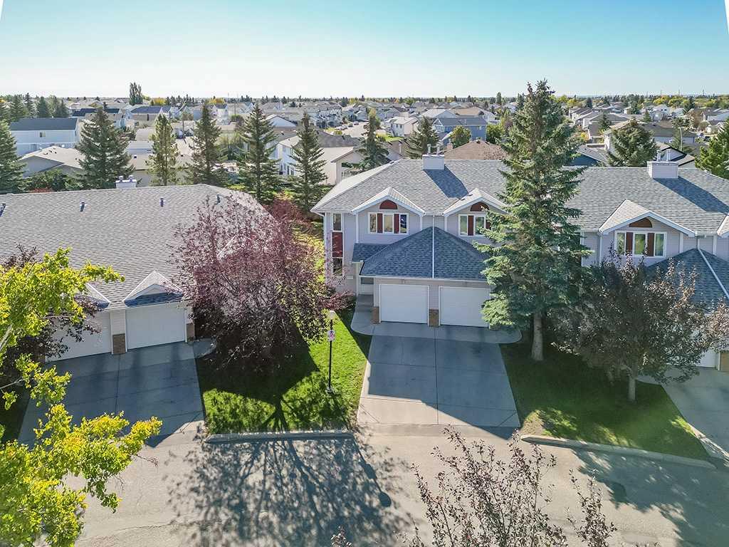 Picture of 100 Catalina Circle NE, Calgary Real Estate Listing