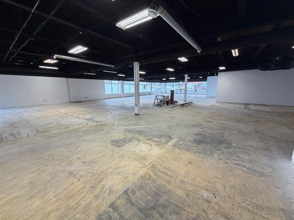 Picture of D200, 9737 Macleod Trail SW, Calgary Real Estate Listing