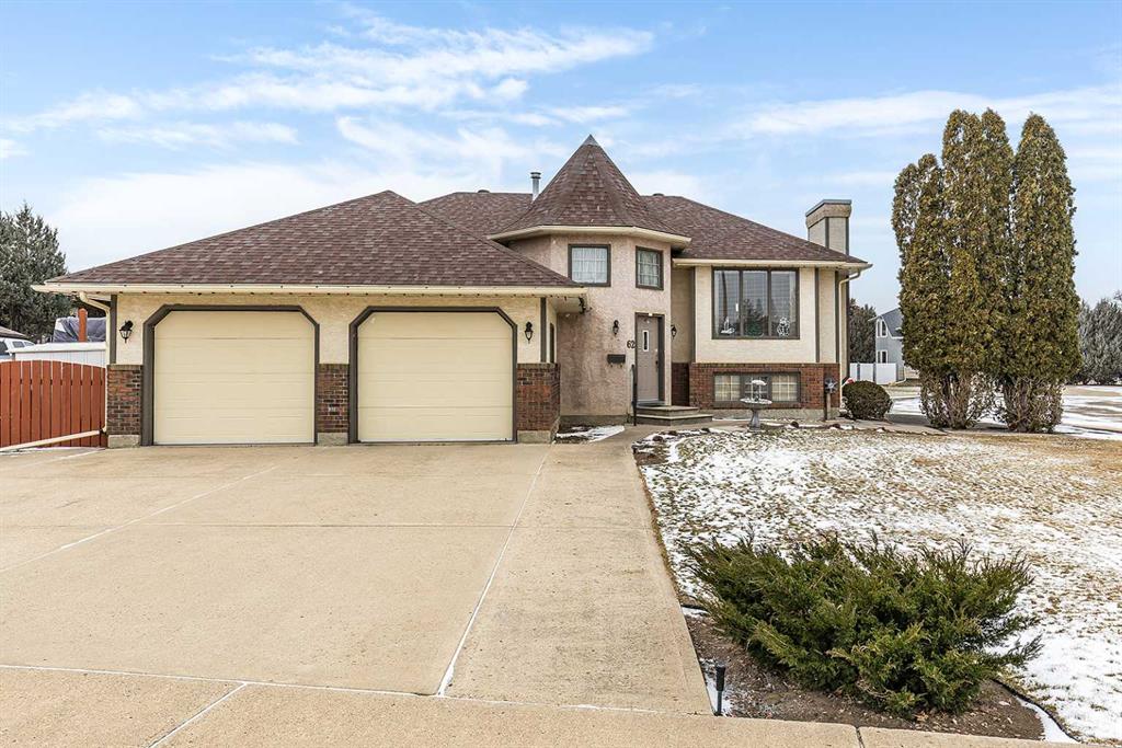 Picture of 62 Upland Court SE, Medicine Hat Real Estate Listing