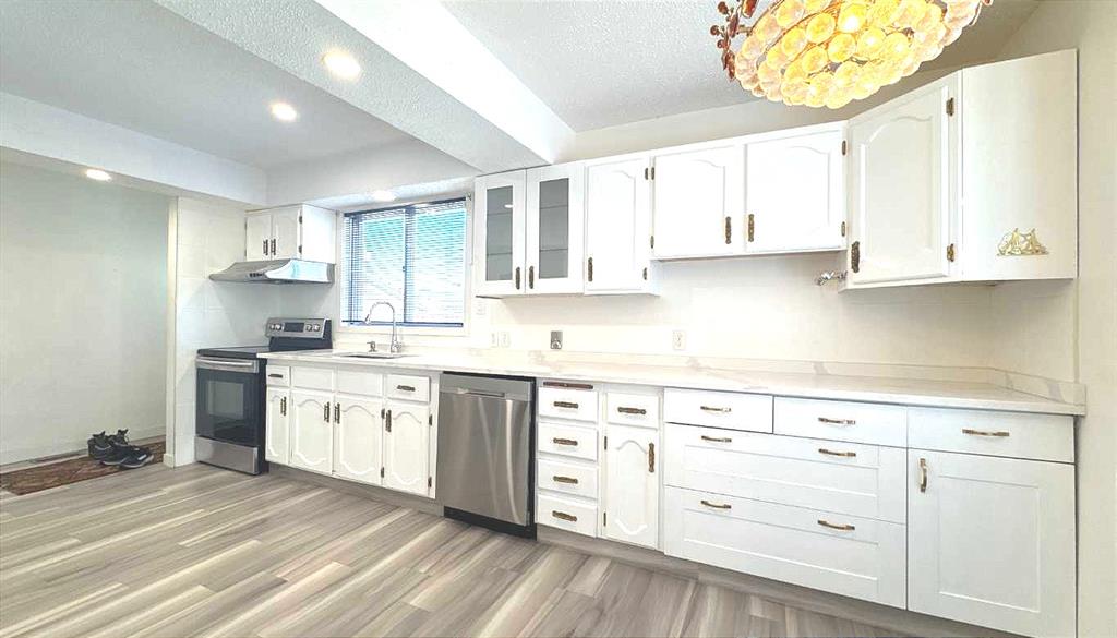 Picture of 6715 43 Avenue NE, Calgary Real Estate Listing