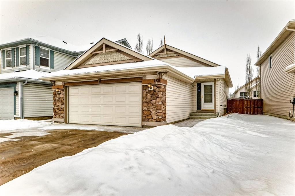 Picture of 180 Coventry Hills Drive NE, Calgary Real Estate Listing