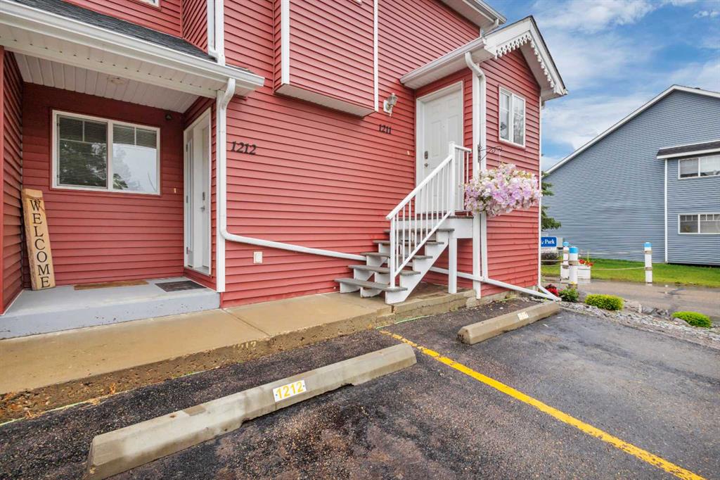 Picture of 1212, 5220 50a Avenue , Sylvan Lake Real Estate Listing