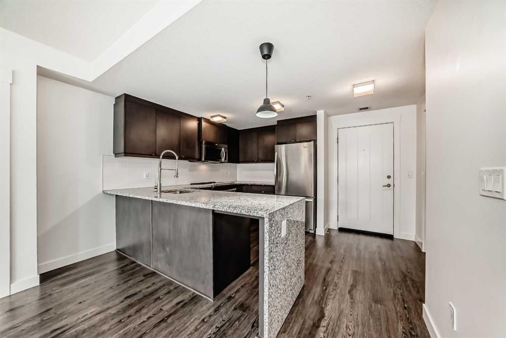 Picture of 121, 15 Aspenmont Heights SW, Calgary Real Estate Listing