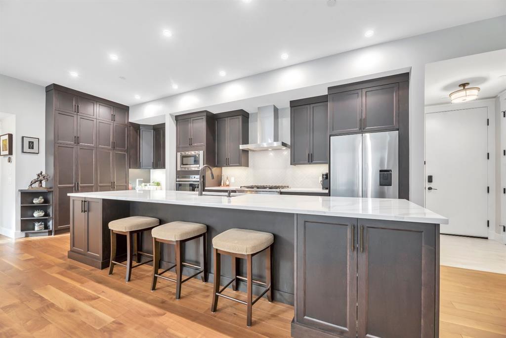 Picture of 302, 105 Lebel Crescent NW, Calgary Real Estate Listing