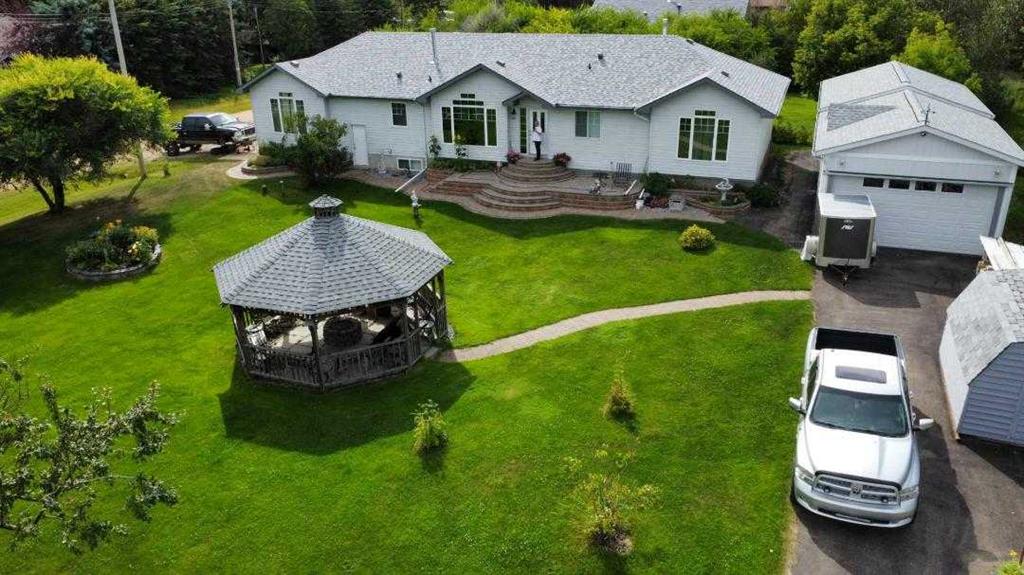 Picture of 5004 60 Avenue , Mulhurst Bay Real Estate Listing