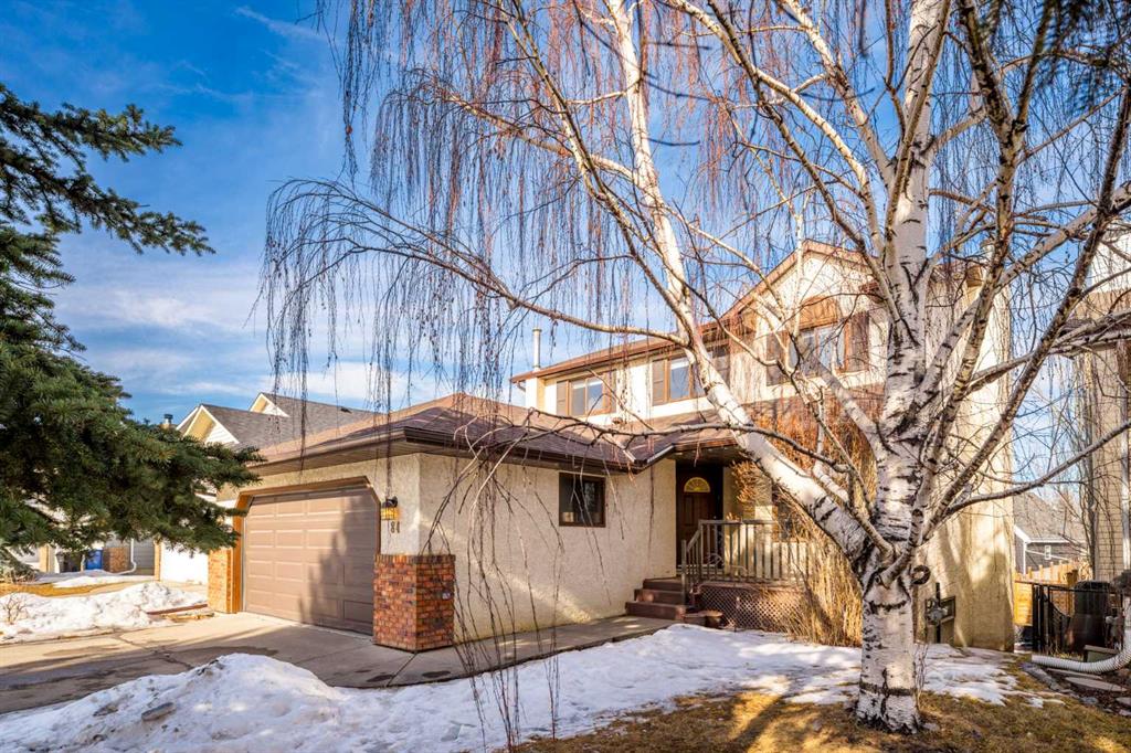 Picture of 84 Rivergreen Crescent SE, Calgary Real Estate Listing