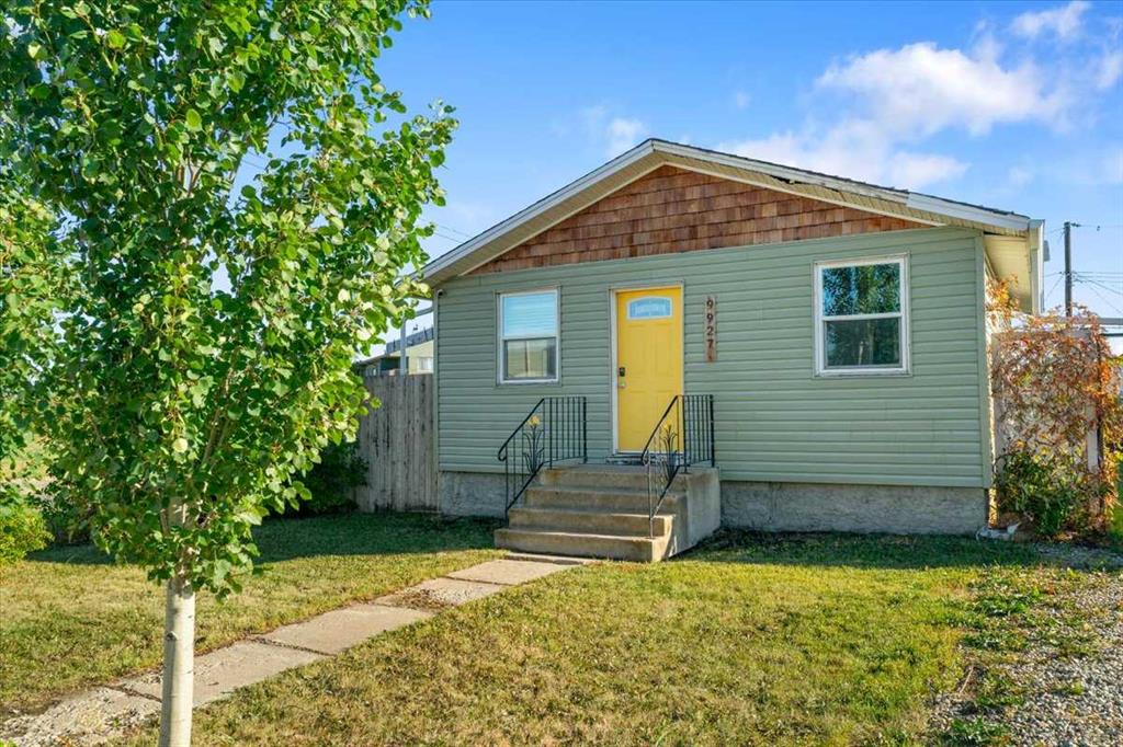 Picture of 9927 97 Street , Sexsmith Real Estate Listing