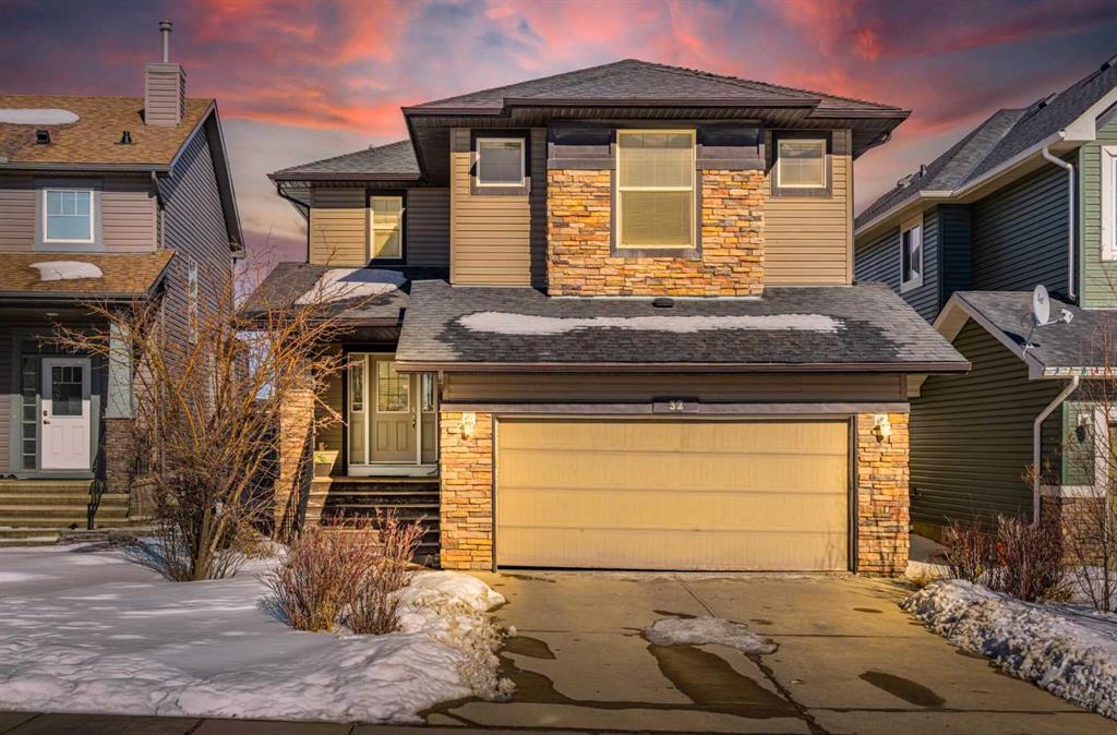 Picture of 32 Evanspark Circle NW, Calgary Real Estate Listing