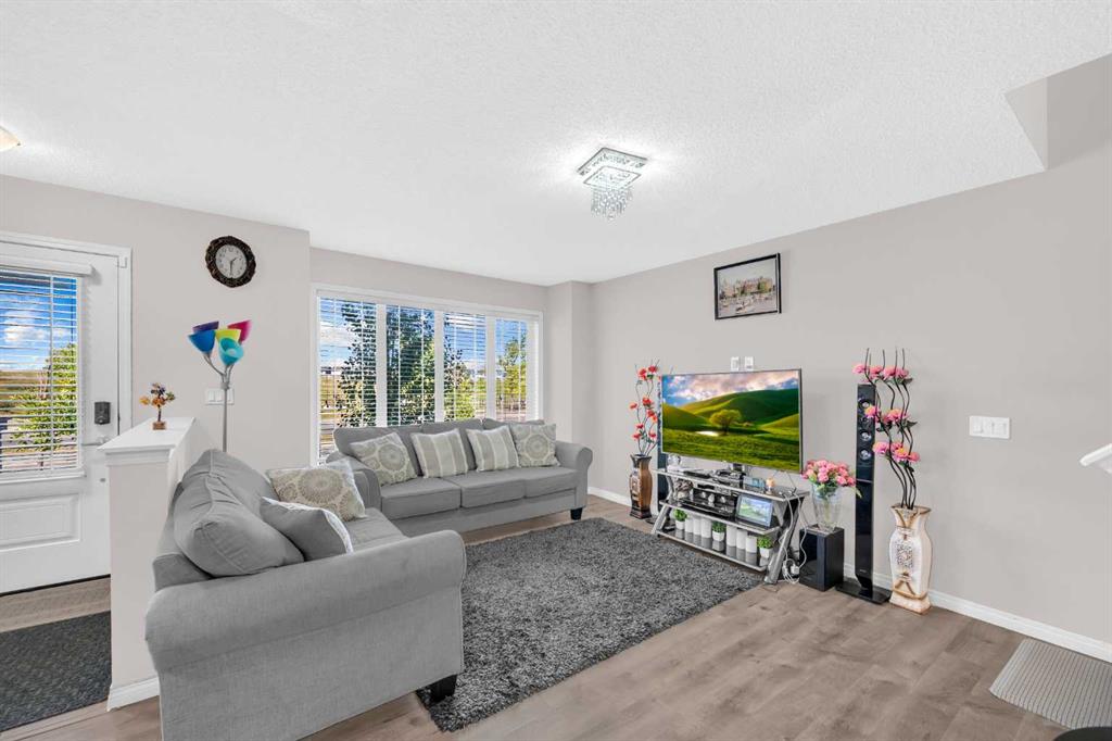 Picture of 10767 Cityscape Drive NE, Calgary Real Estate Listing