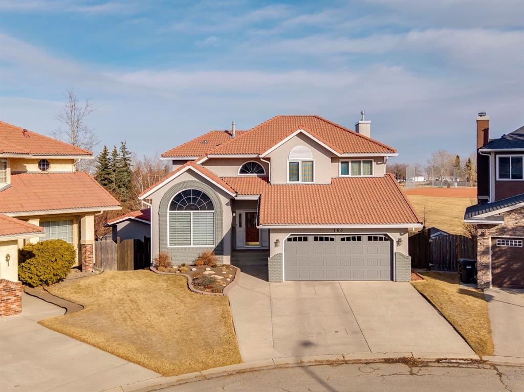 Picture of 163 Edgebrook Close NW, Calgary Real Estate Listing