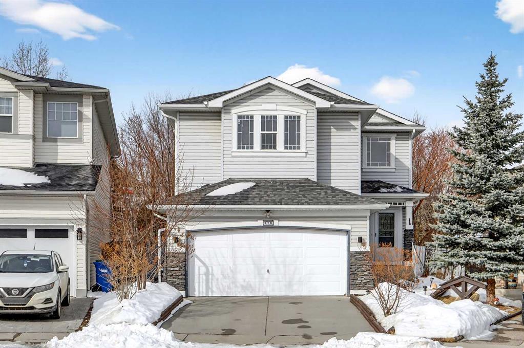 Picture of 378 Panamount Drive NW, Calgary Real Estate Listing