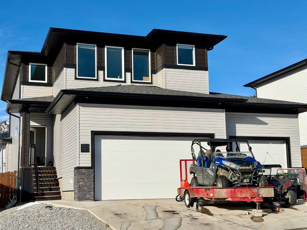 Picture of 3014 225 Street , Bellevue Real Estate Listing