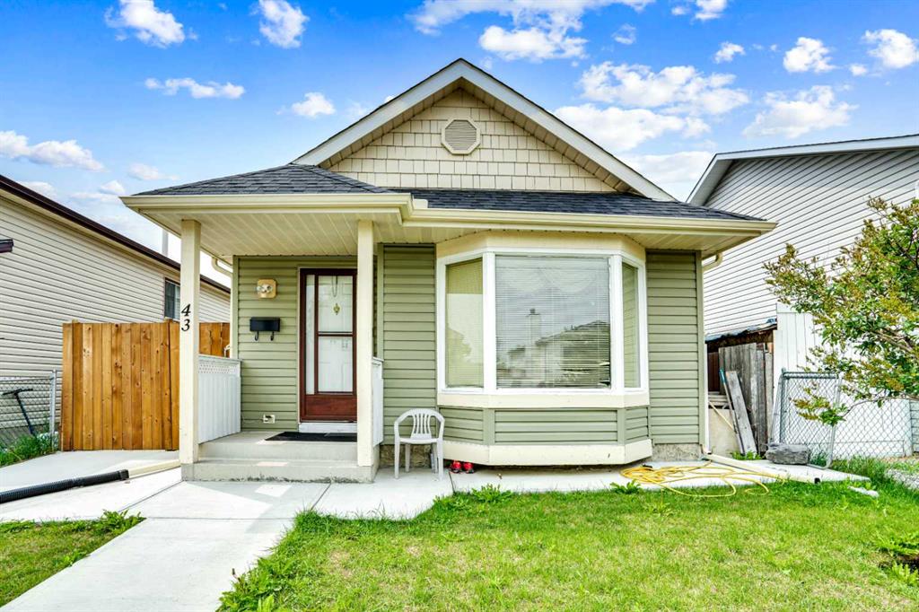 Picture of 43 Falshire Close NE, Calgary Real Estate Listing