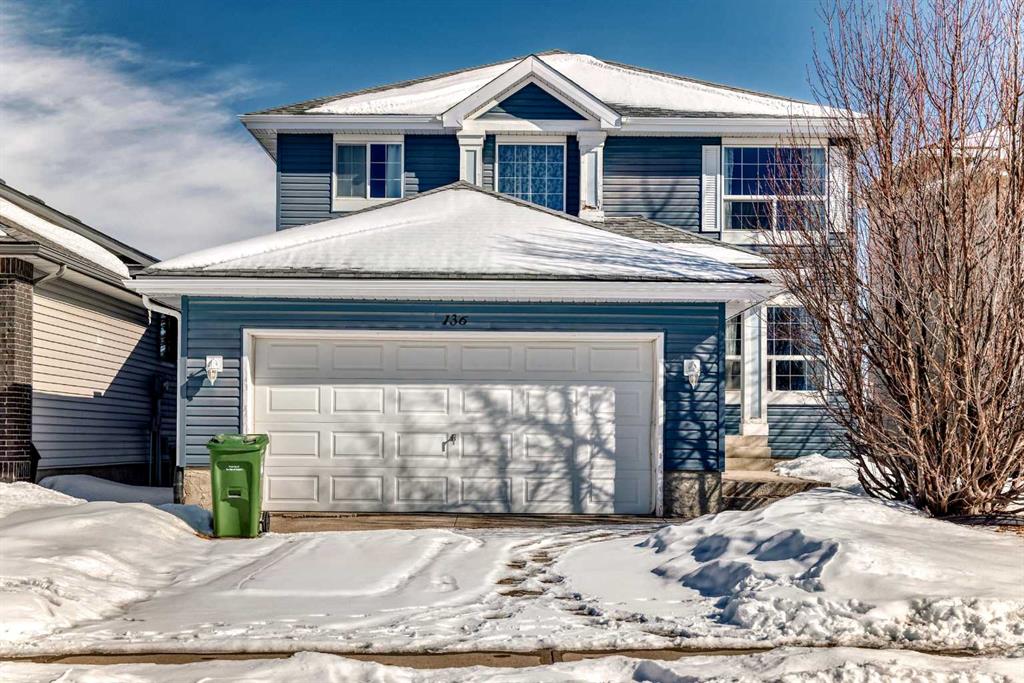 Picture of 136 Citadel Crest Circle NW, Calgary Real Estate Listing