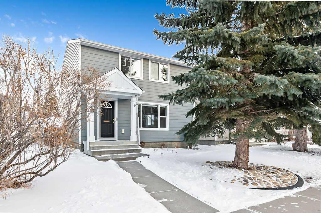 Picture of 135 Amiens Crescent SW, Calgary Real Estate Listing