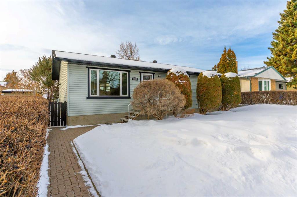 Picture of 1417 Mccrimmon Drive , Carstairs Real Estate Listing